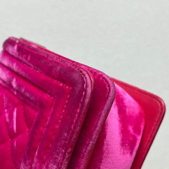 Authentic CHANEL Boy Flap Bag Quilted Chain Shoulder Bag Velvet Pink Fuchsia - Picture 5 of 14